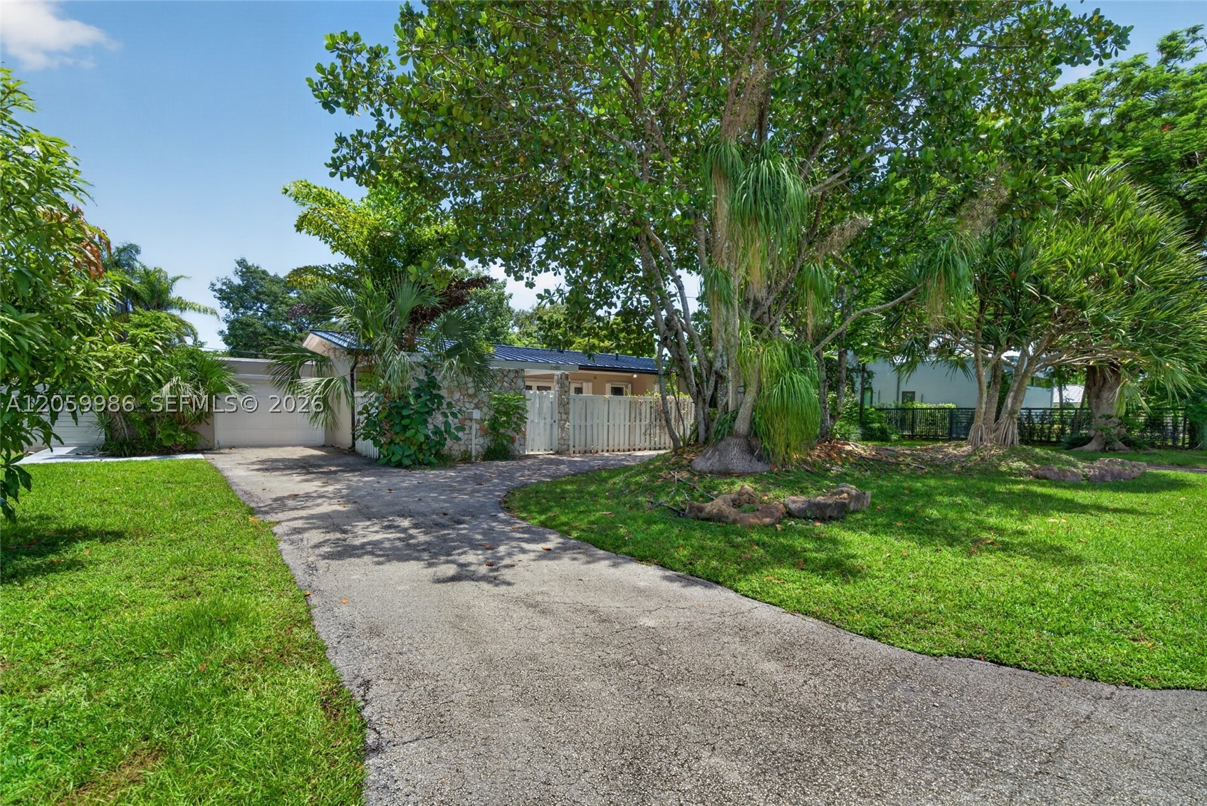 12935 SW 81st Ave #n/a, Pinecrest FL 33156