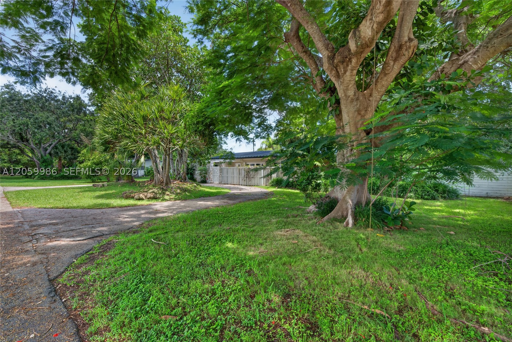 12935 SW 81st Ave #n/a, Pinecrest FL 33156