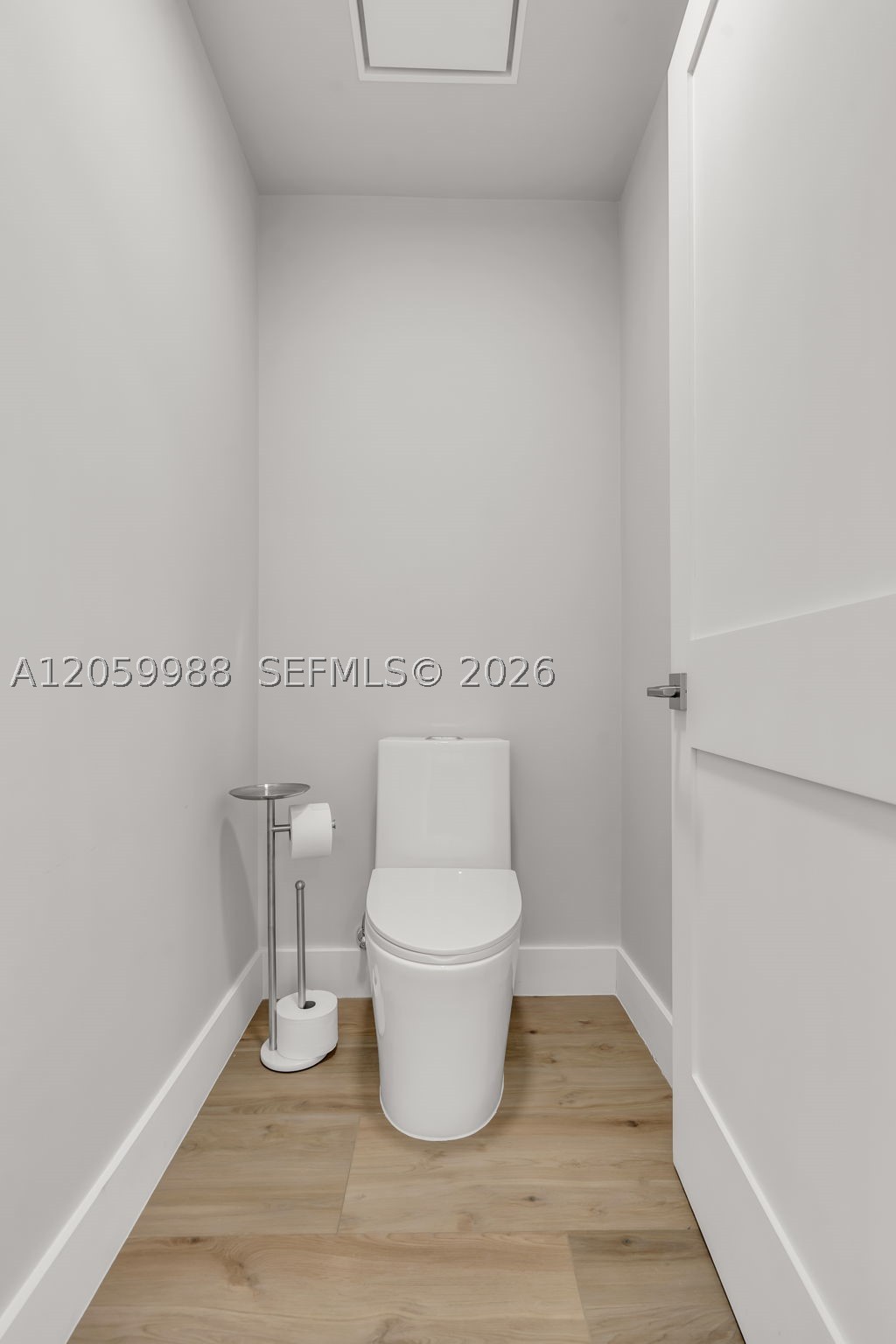 92 SW 3rd St #5204, Miami FL 33130
