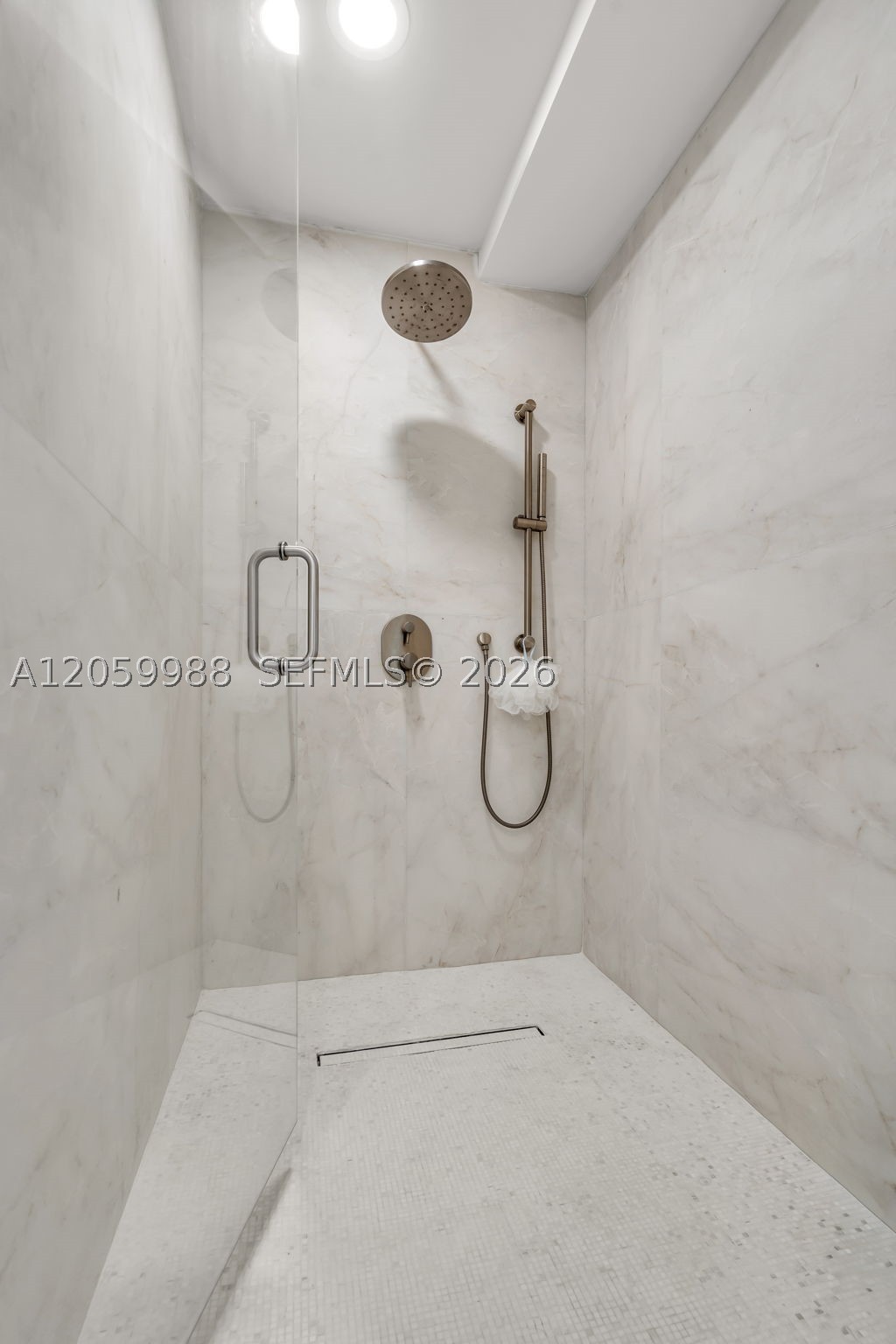 92 SW 3rd St #5204, Miami FL 33130