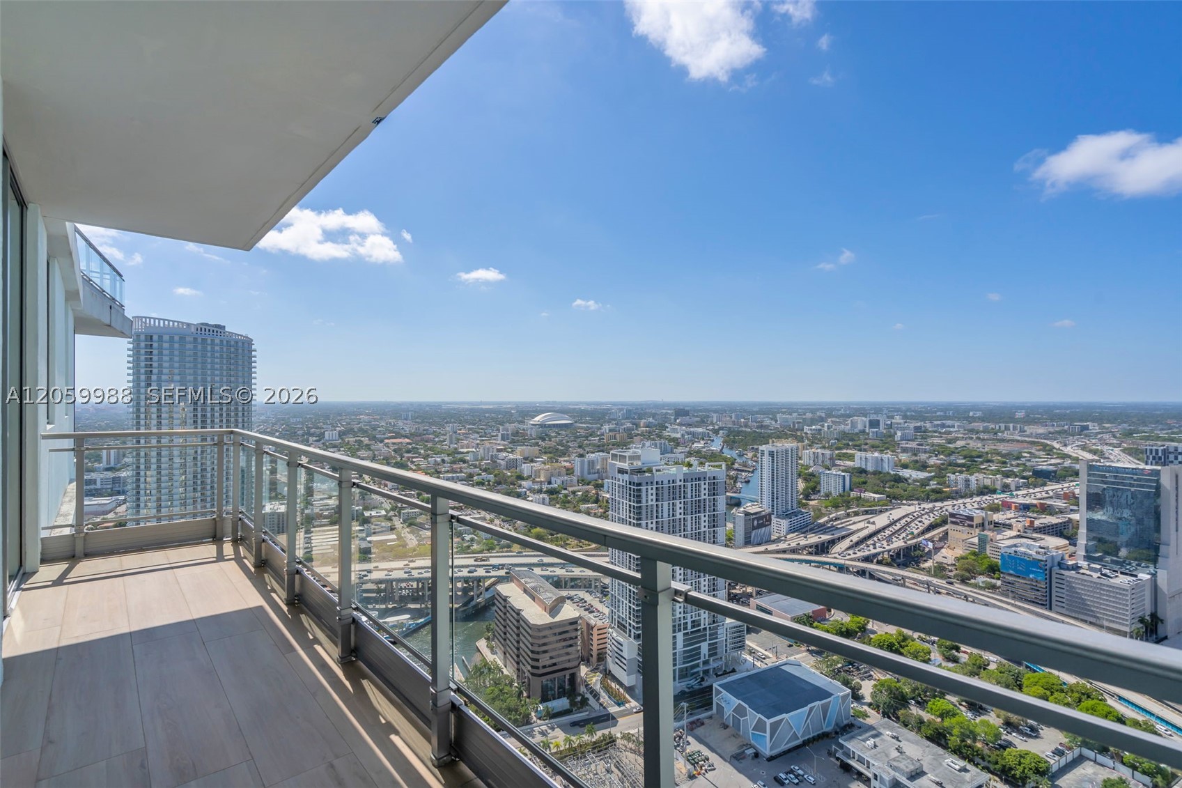 92 SW 3rd St #5204, Miami FL 33130