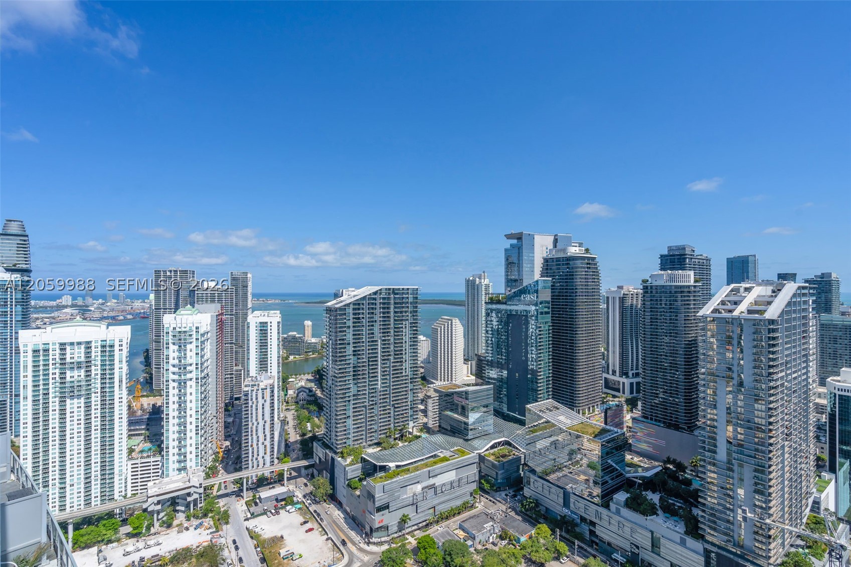 92 SW 3rd St #5204, Miami FL 33130