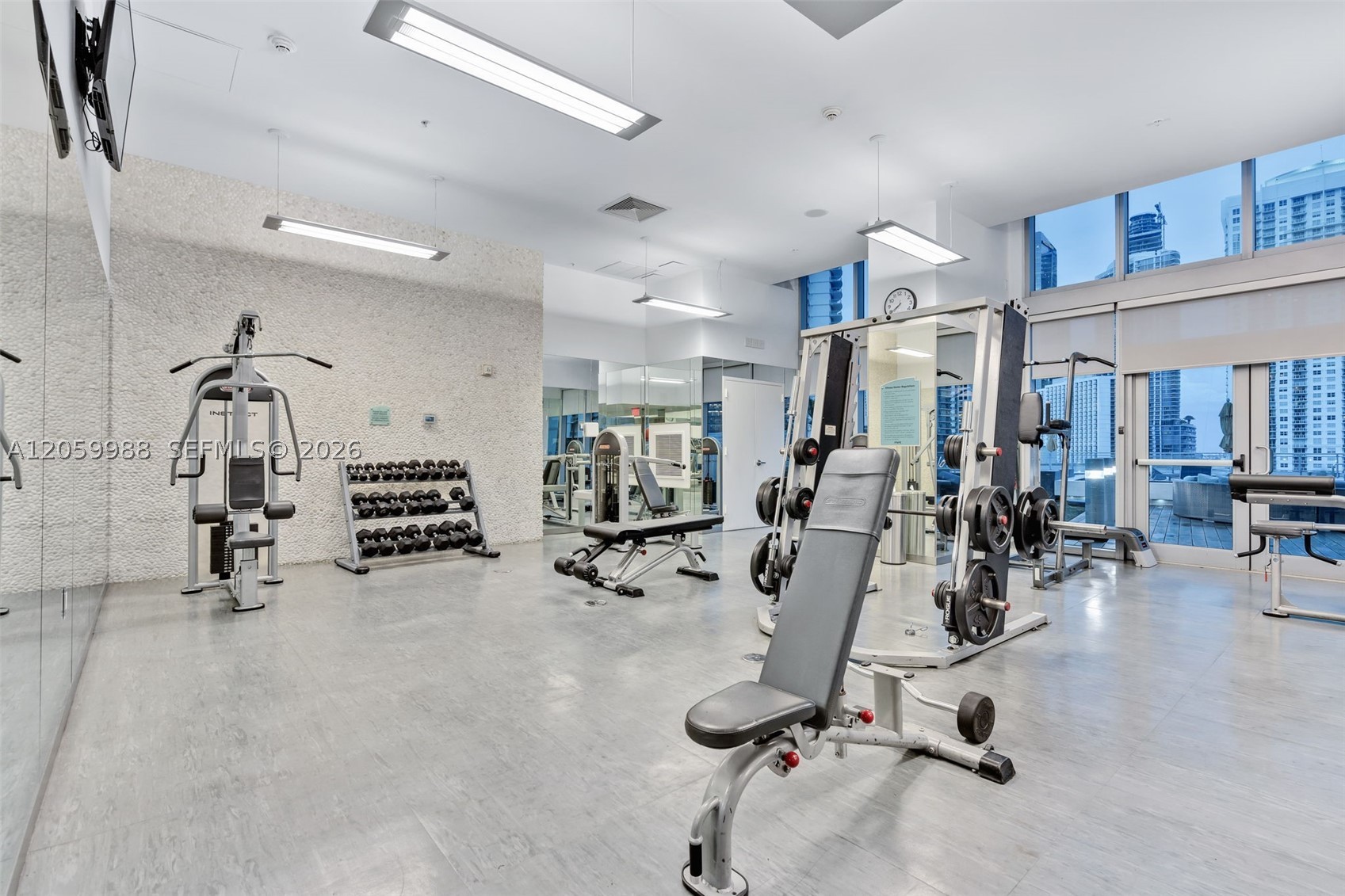 92 SW 3rd St #5204, Miami FL 33130