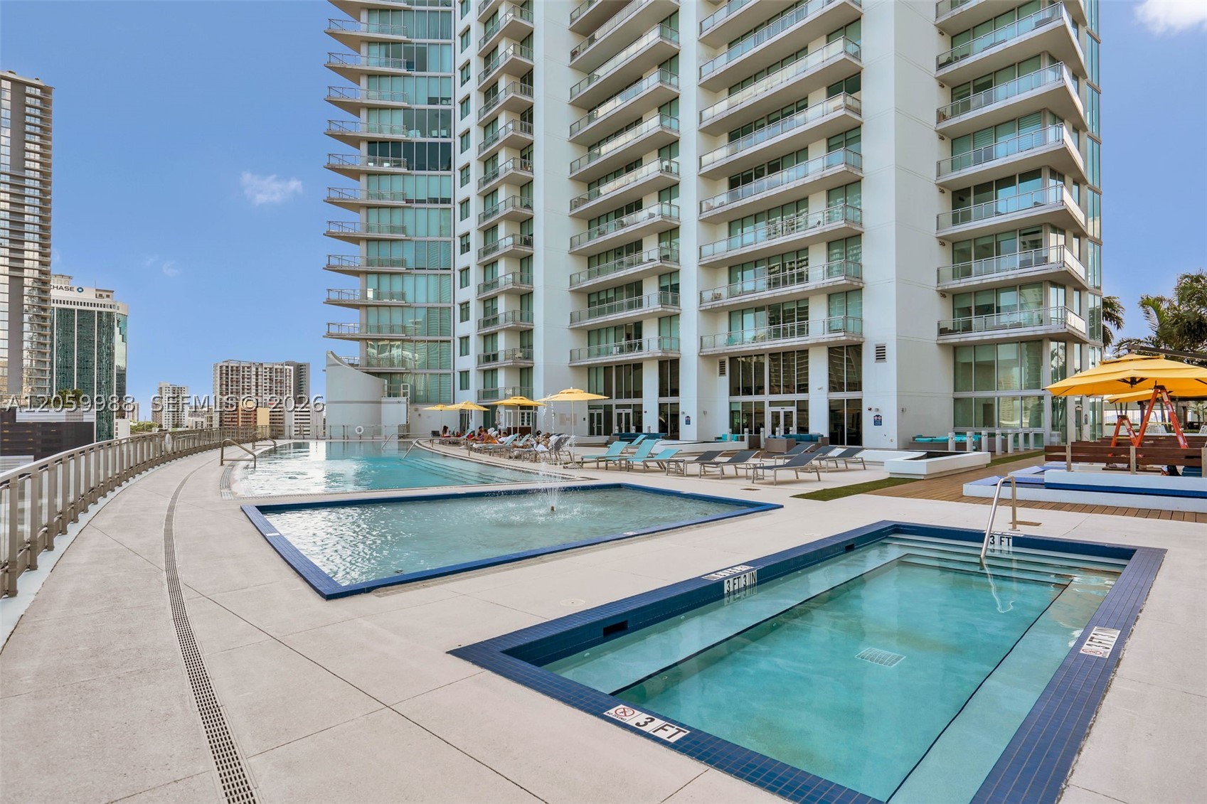 92 SW 3rd St #5204, Miami FL 33130
