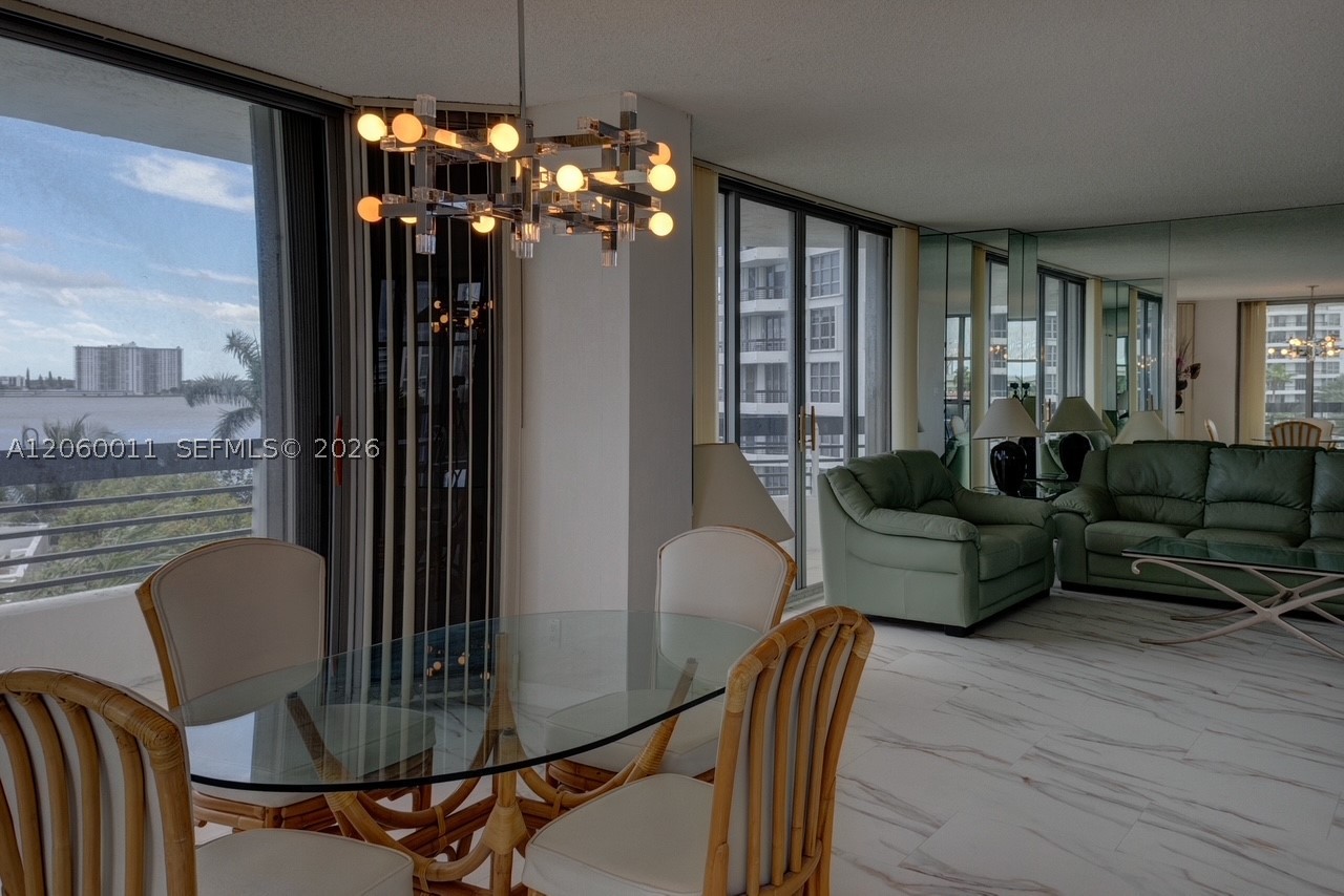 3600 Mystic Pointe Dr #613, Aventura FL 33180