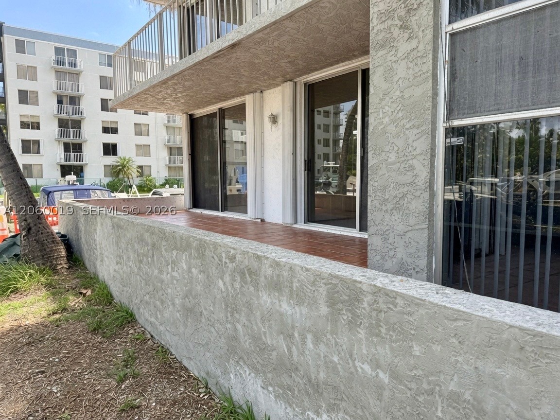 1700 NW N River Dr #106, Miami FL 33125