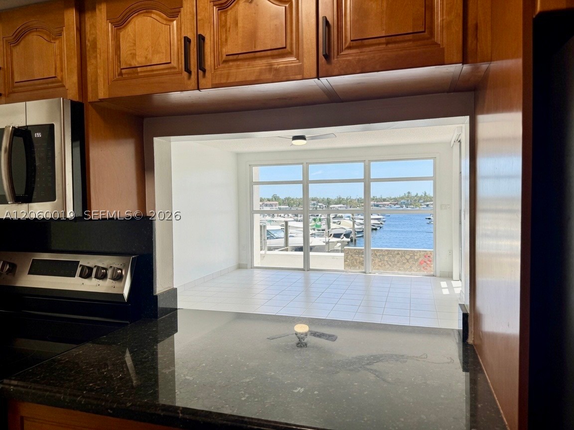 1700 NW N River Dr #106, Miami FL 33125