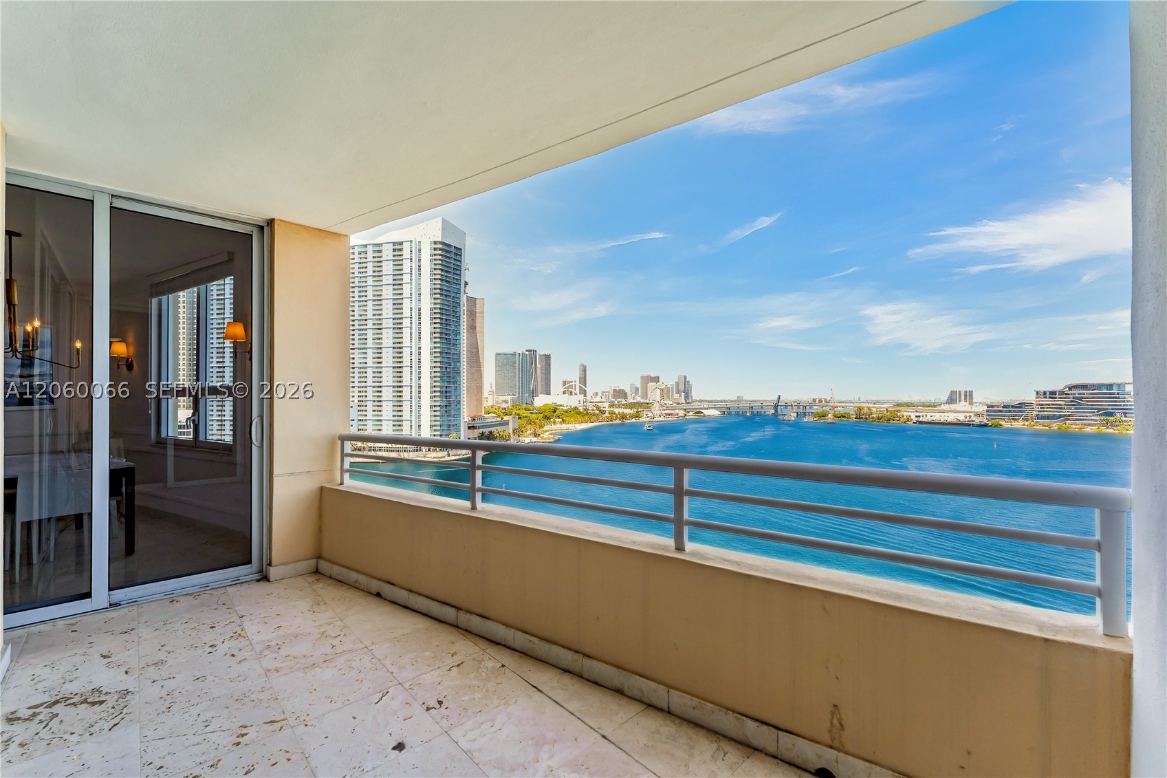 848 Brickell Key Dr #1102, Miami FL 33131