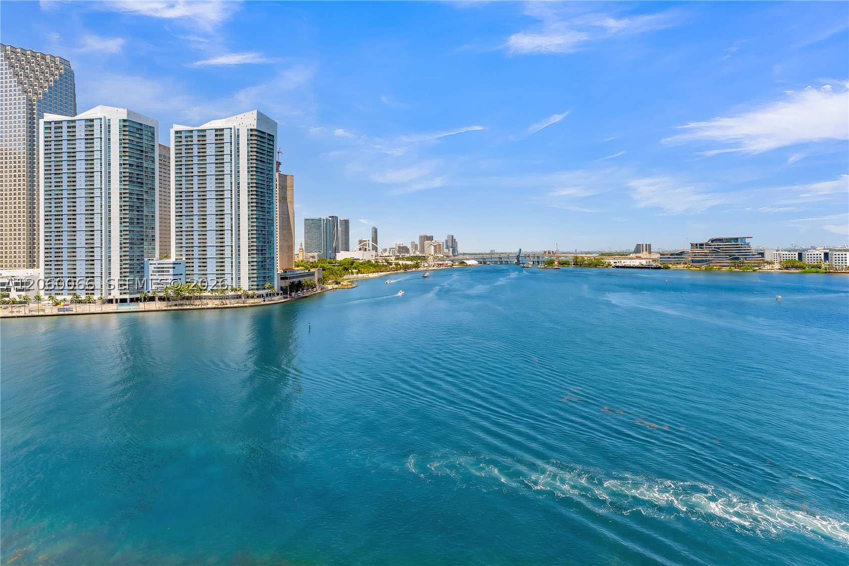 848 Brickell Key Dr #1102, Miami FL 33131