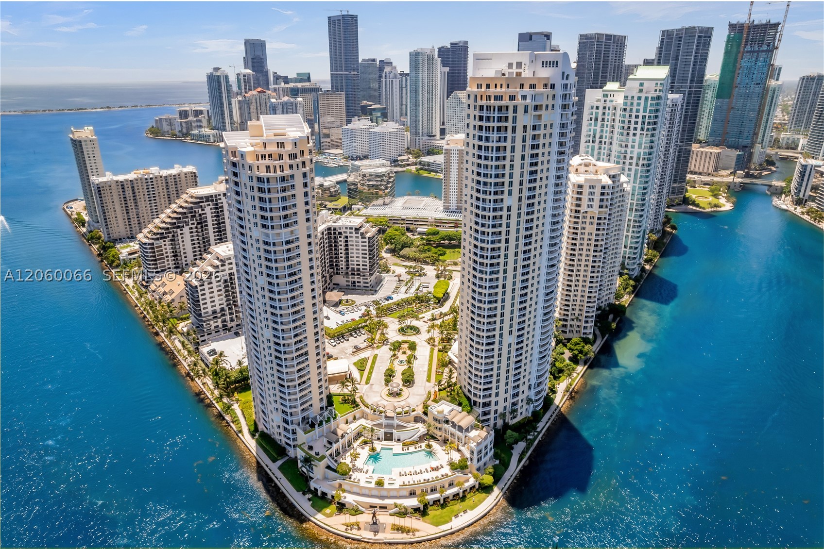 848 Brickell Key Dr #1102, Miami FL 33131