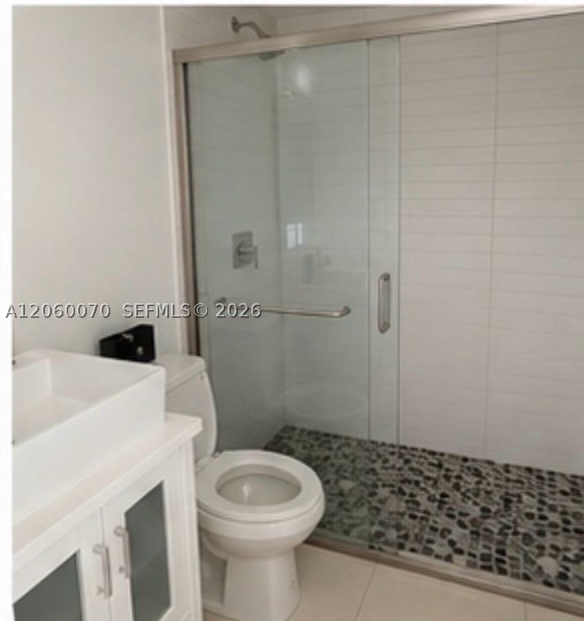 455 S Shore Dr, Miami Beach FL 33141
