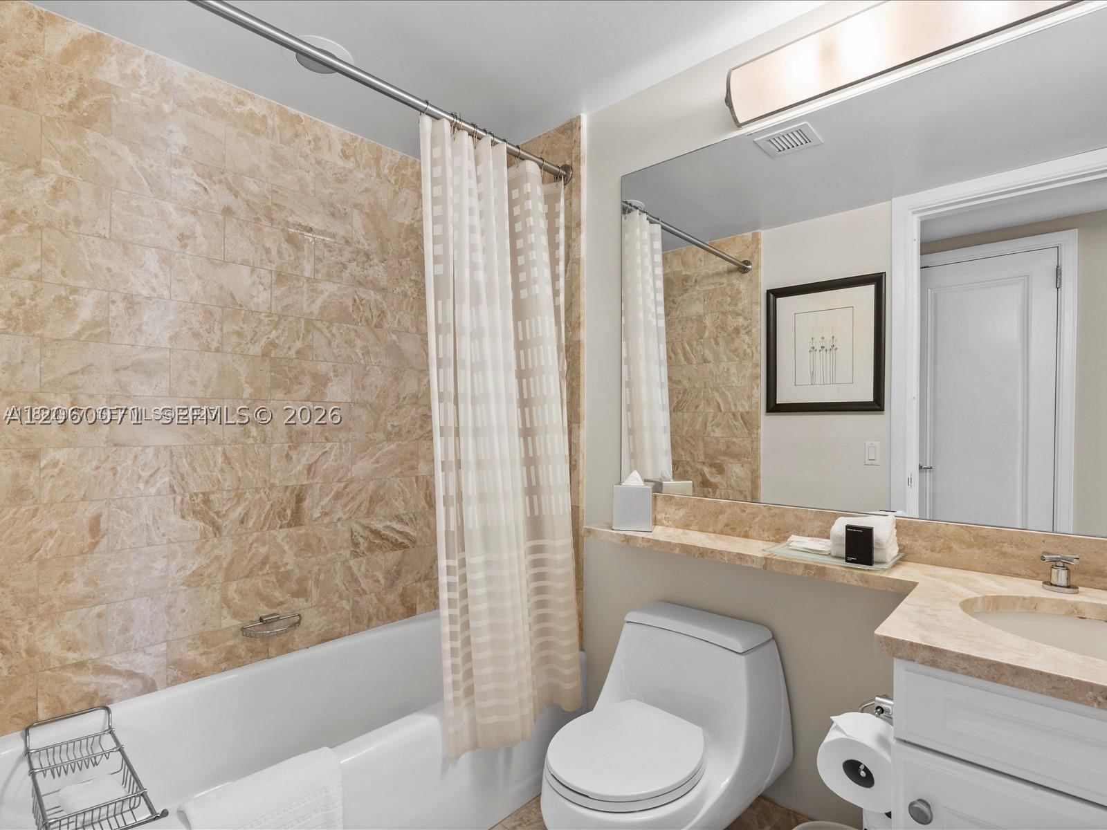 1435 Brickell Ave #3212, Miami FL 33131