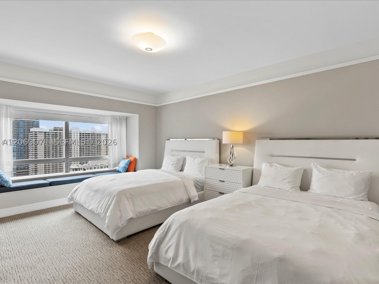 1435 Brickell Ave #3212, Miami FL 33131