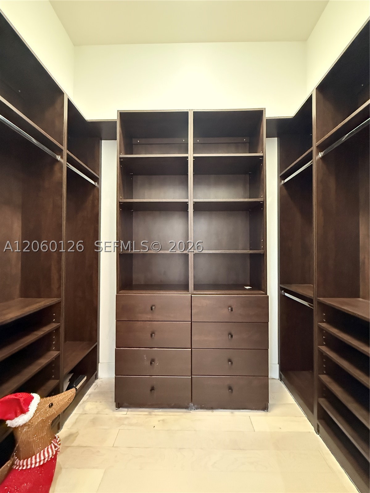 8881 SW 28th St, Miami FL 33165