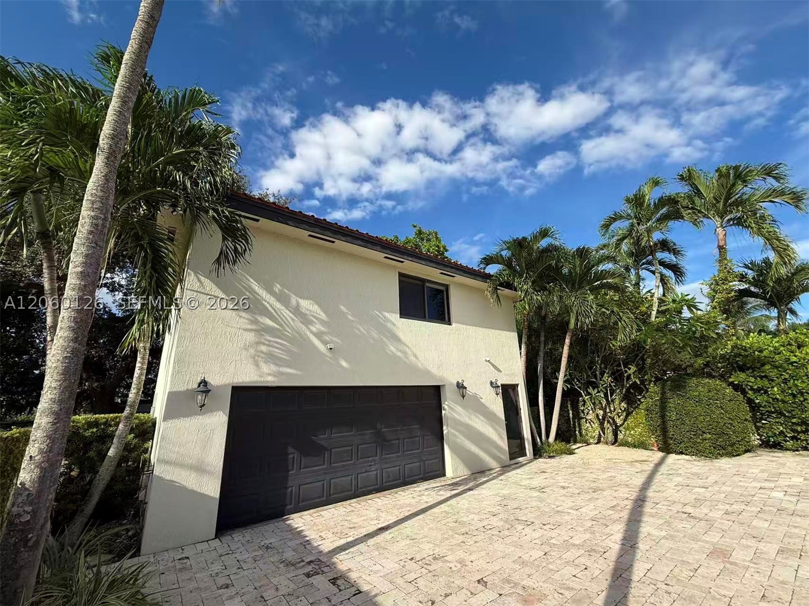 8881 SW 28th St, Miami FL 33165