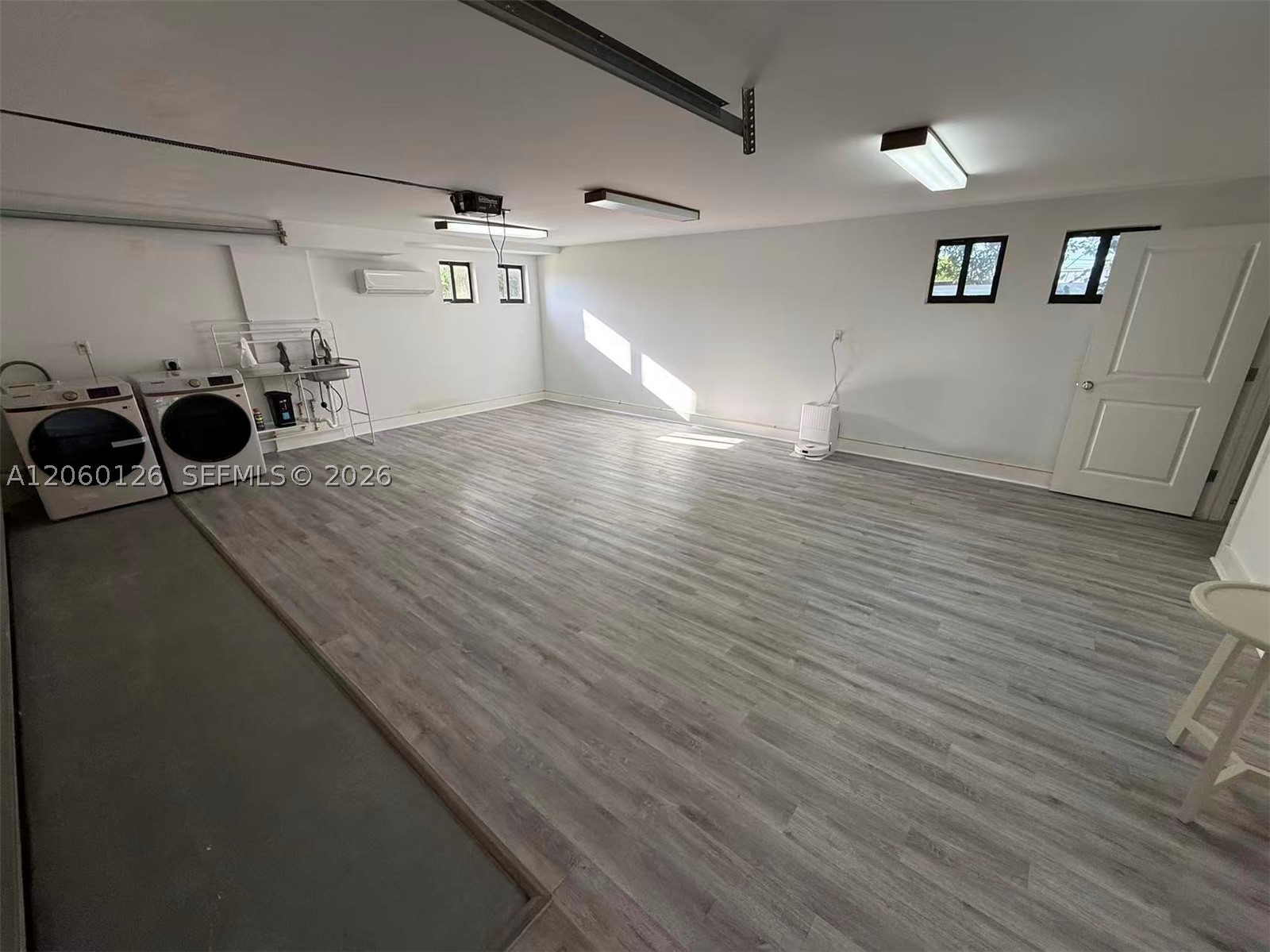 8881 SW 28th St, Miami FL 33165