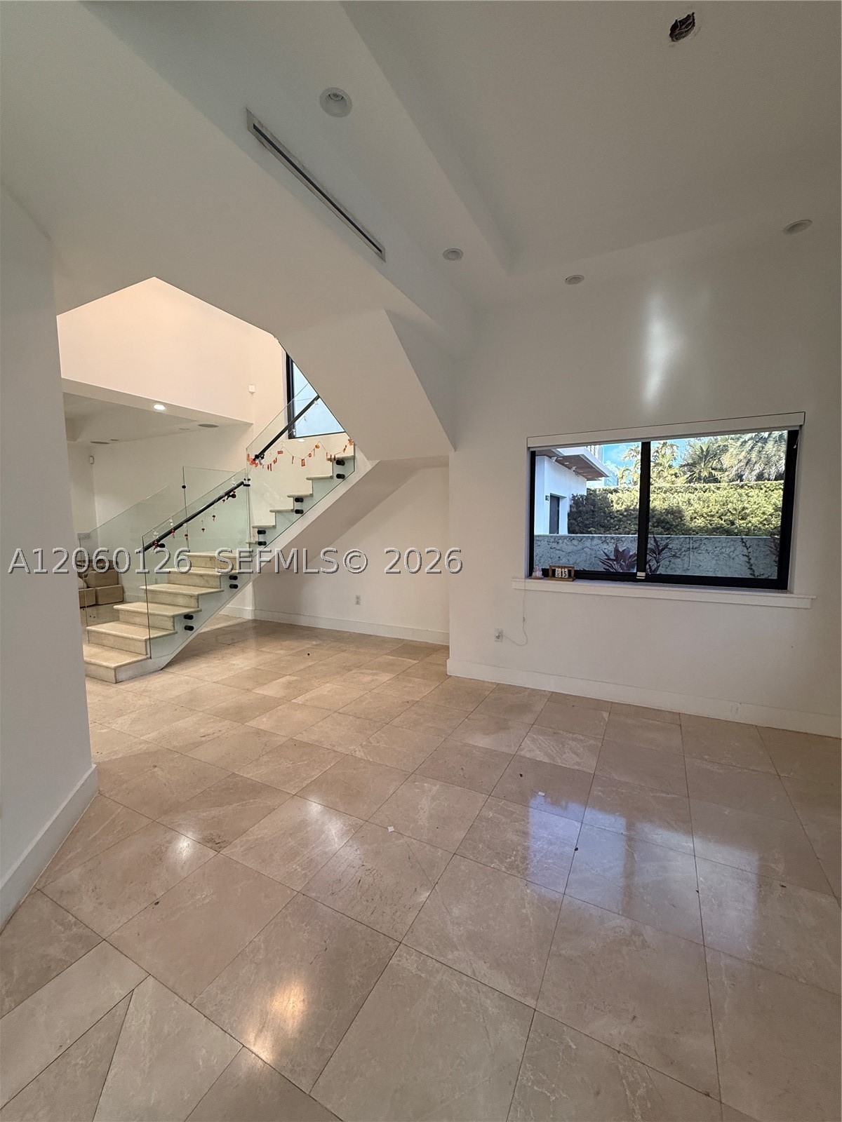 8881 SW 28th St, Miami FL 33165