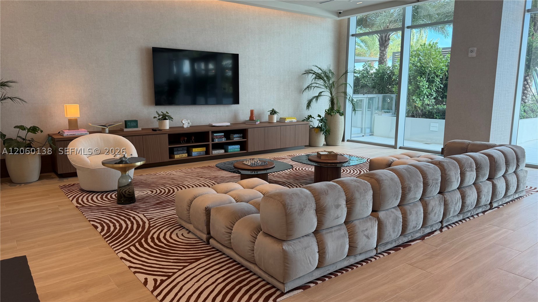 2411 Laguna Circle #1510, North Miami FL 33181