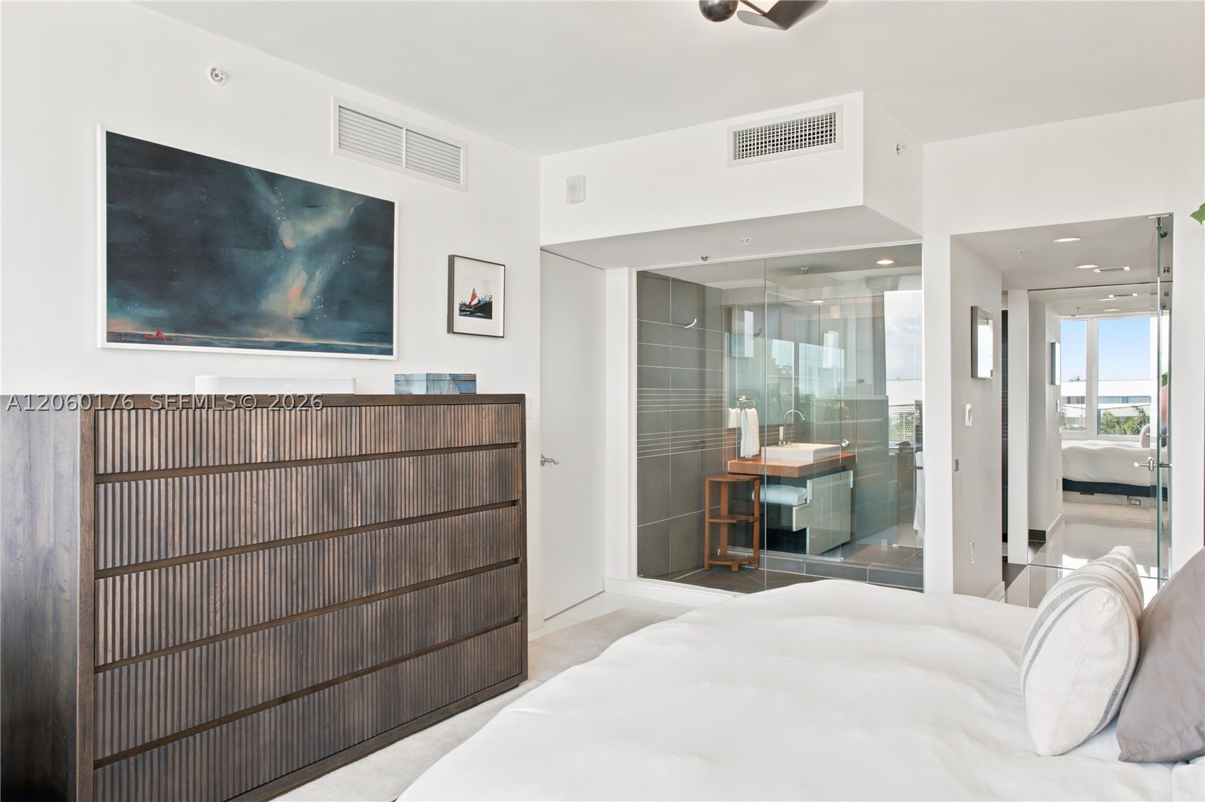 2155 Washington Ct #504, Miami Beach FL 33139
