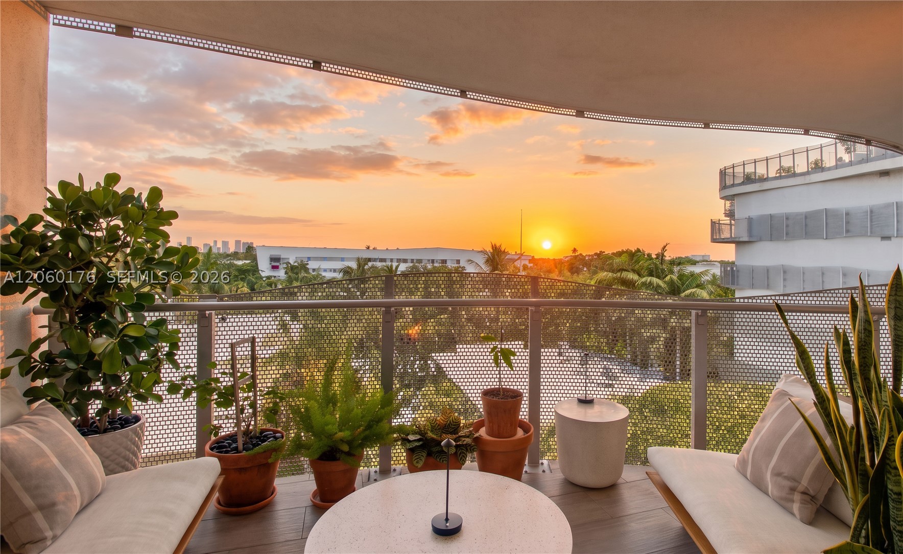 2155 Washington Ct #504, Miami Beach FL 33139