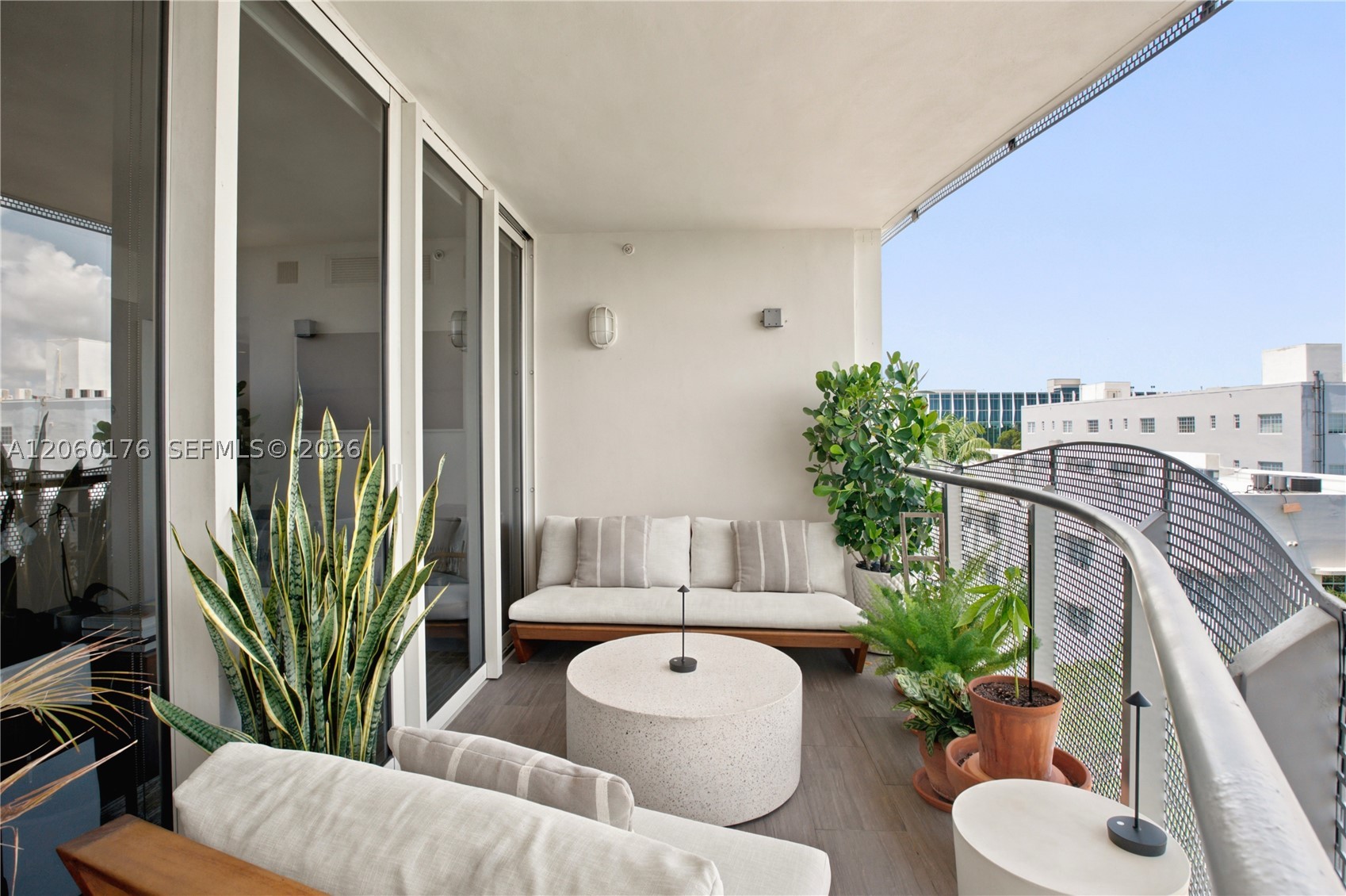 2155 Washington Ct #504, Miami Beach FL 33139