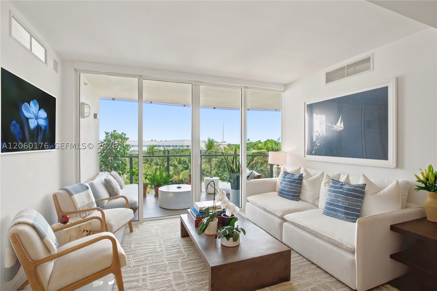2155 Washington Ct #504, Miami Beach FL 33139