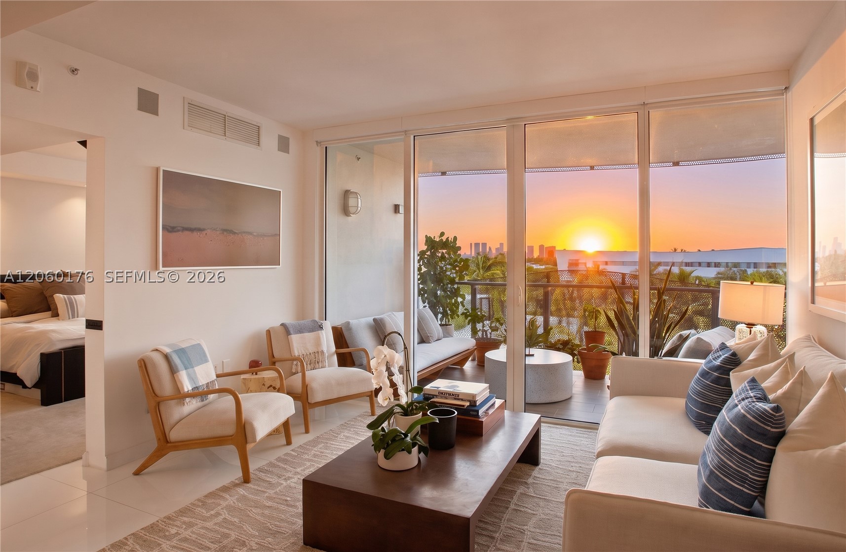 2155 Washington Ct #504, Miami Beach FL 33139