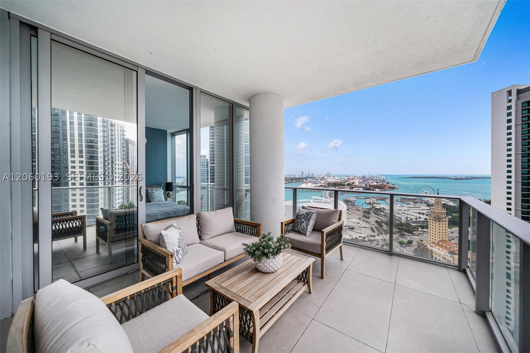851 NE 1st Ave #2911, Miami FL 33132