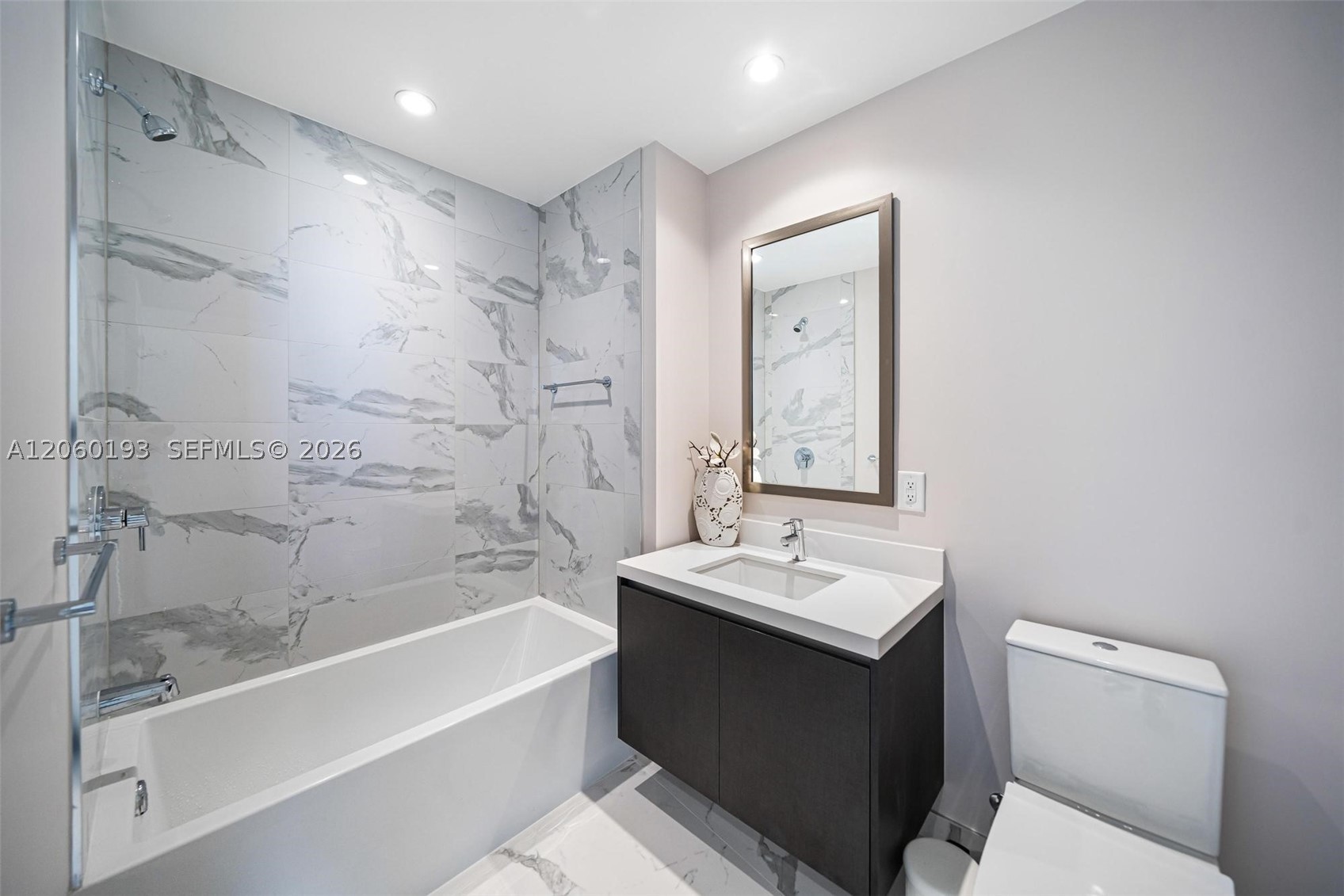 851 NE 1st Ave #2911, Miami FL 33132