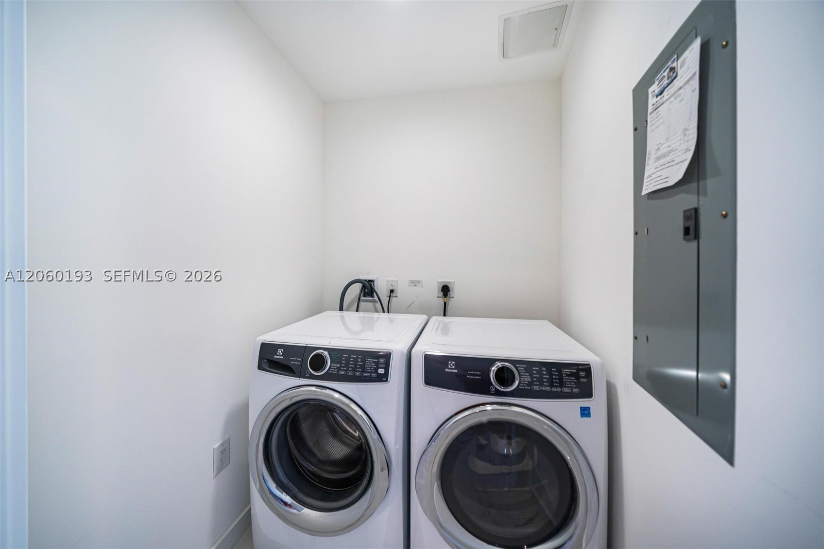 851 NE 1st Ave #2911, Miami FL 33132