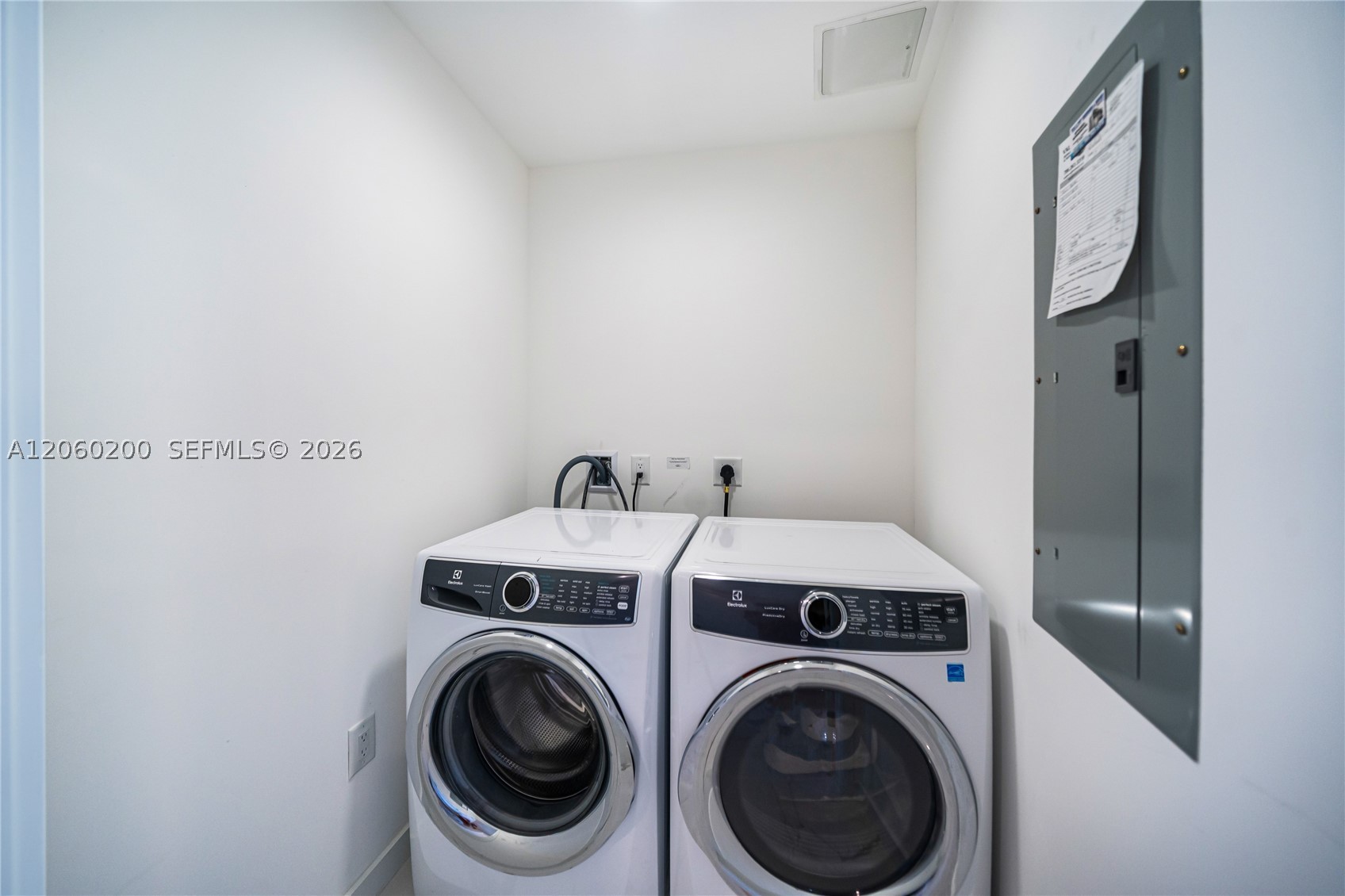 851 NE 1st Ave #2911, Miami FL 33132