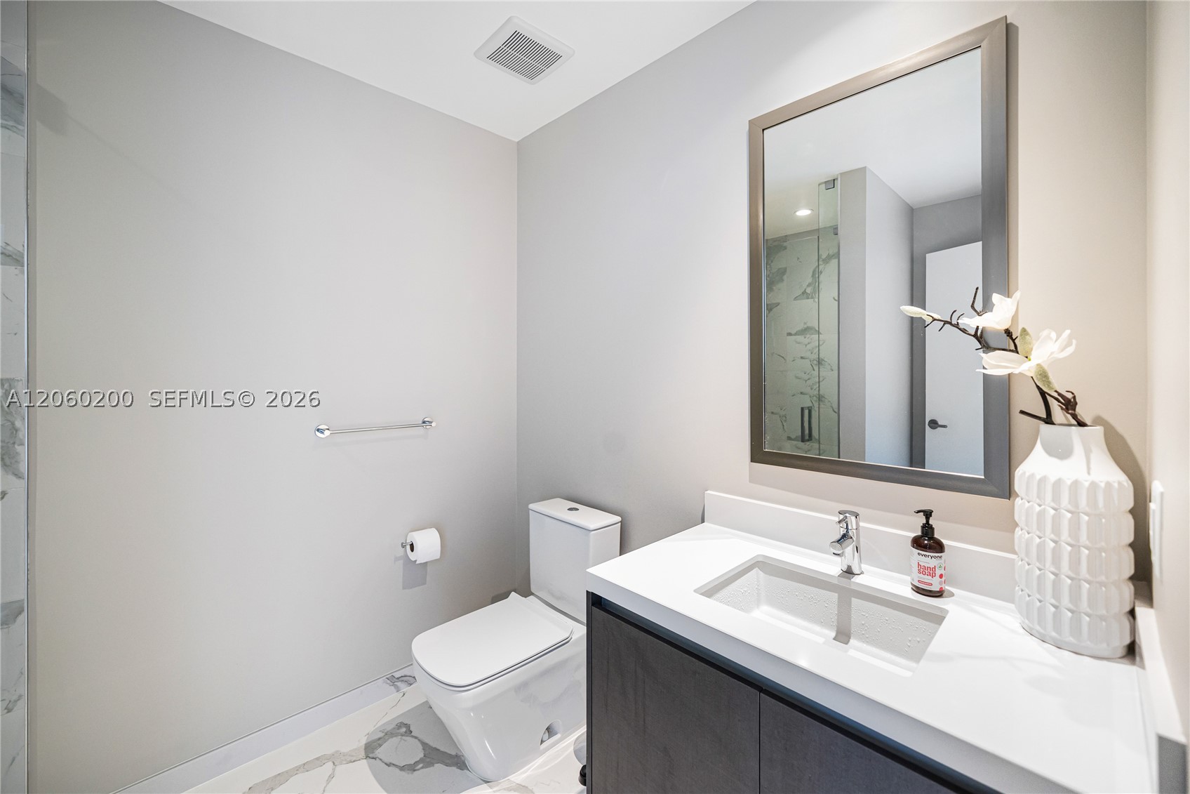 851 NE 1st Ave #2911, Miami FL 33132