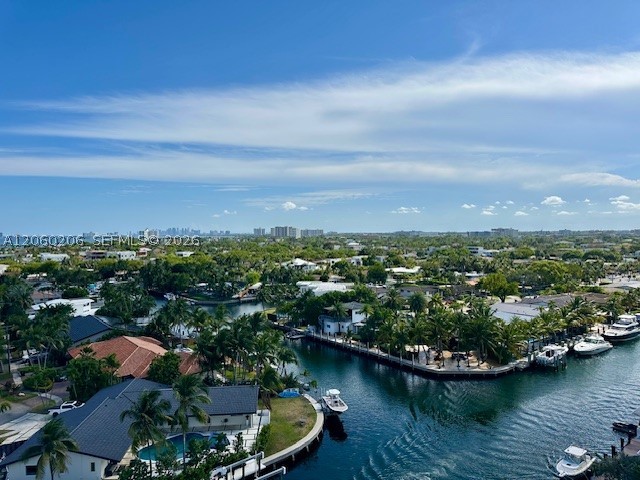 2450 NE 135th St #1005, North Miami FL 33181