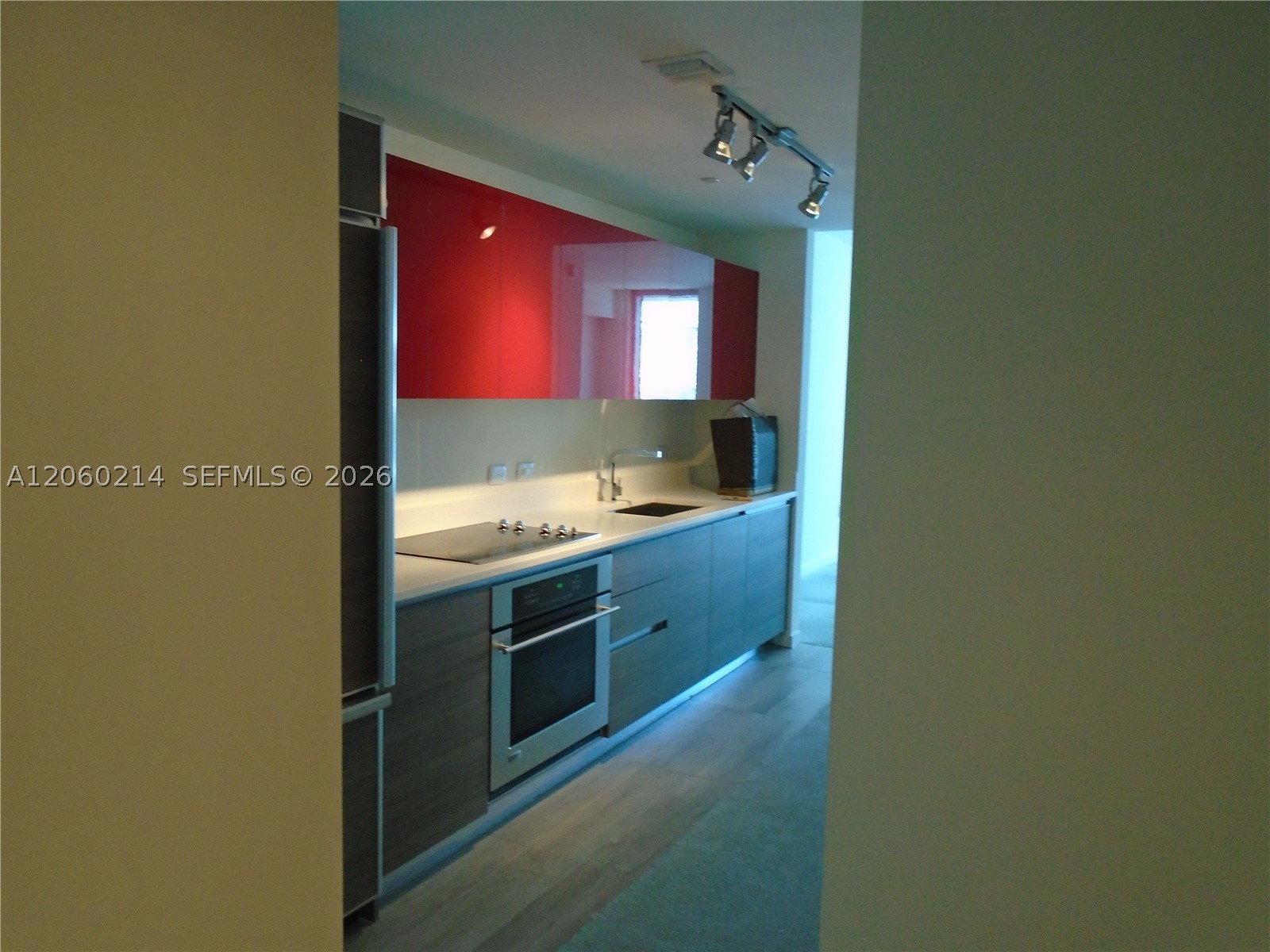 1100 S Miami Ave #3305, Miami FL 33130