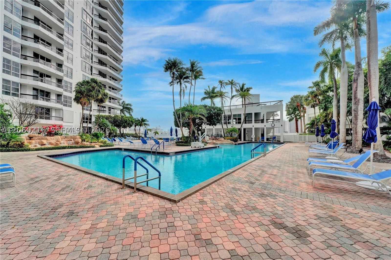 3600 Mystic Pointe Dr #1111, Aventura FL 33180