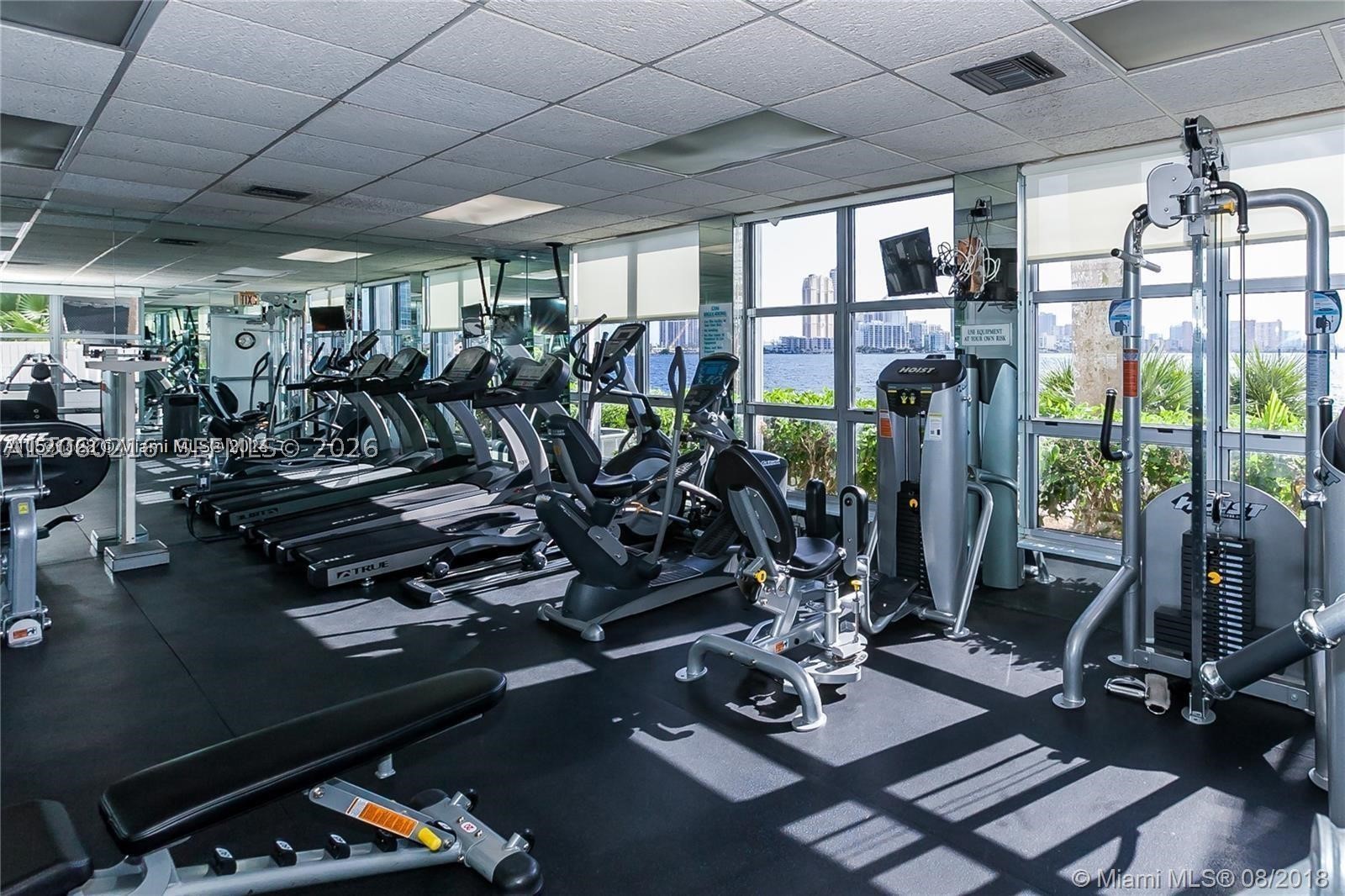 3600 Mystic Pointe Dr #1111, Aventura FL 33180