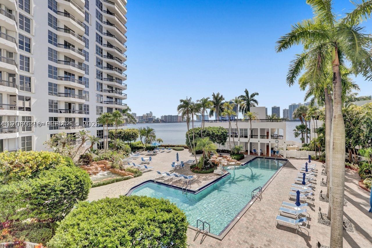 3600 Mystic Pointe Dr #1111, Aventura FL 33180