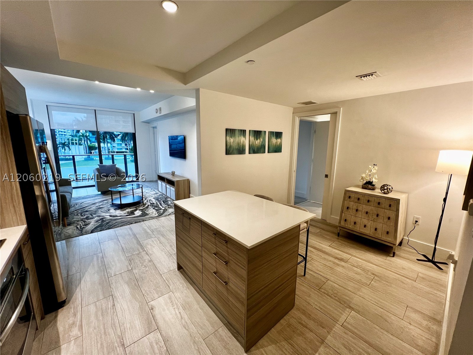 121 NE 34th St #803, Miami FL 33137