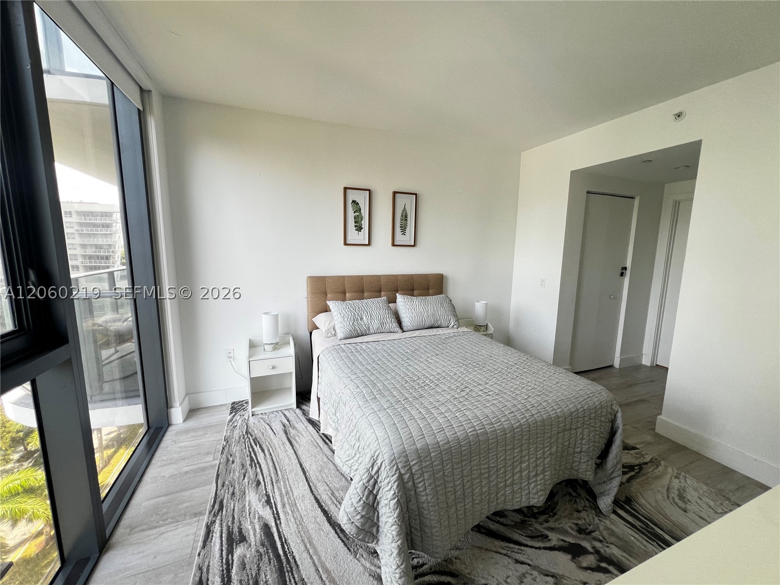 121 NE 34th St #803, Miami FL 33137