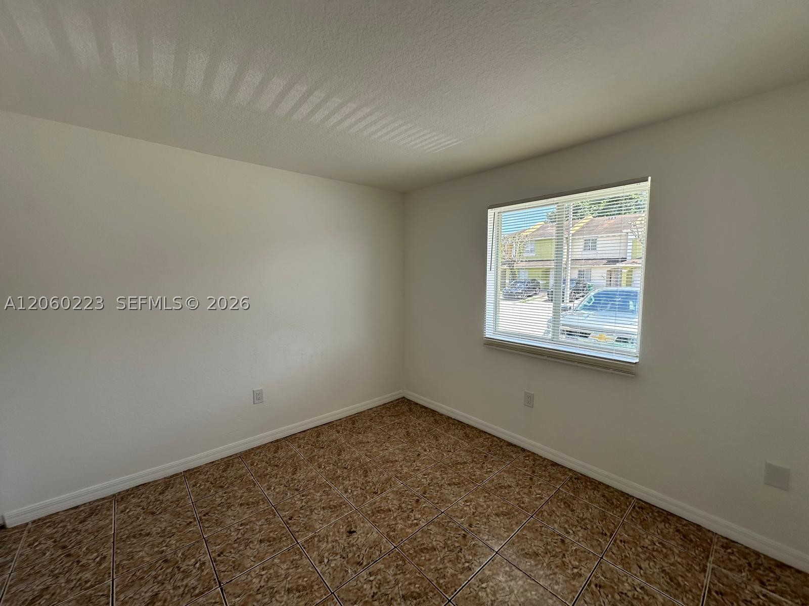 2283 NW 136th Ter, Opa Locka FL 33054