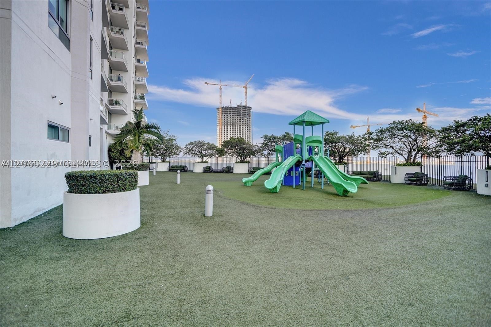 90 SW 3rd St #2001, Miami FL 33130