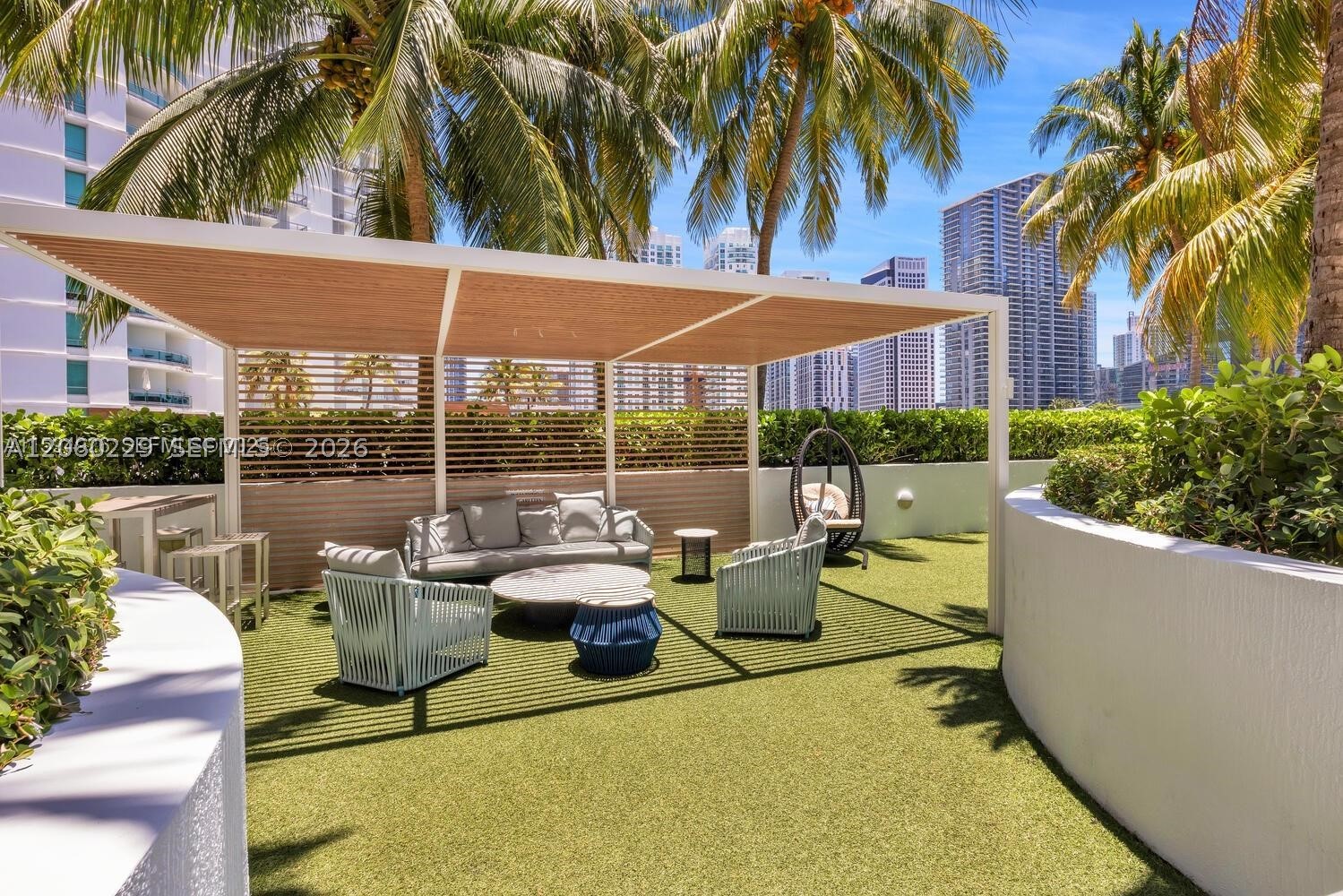 90 SW 3rd St #2001, Miami FL 33130