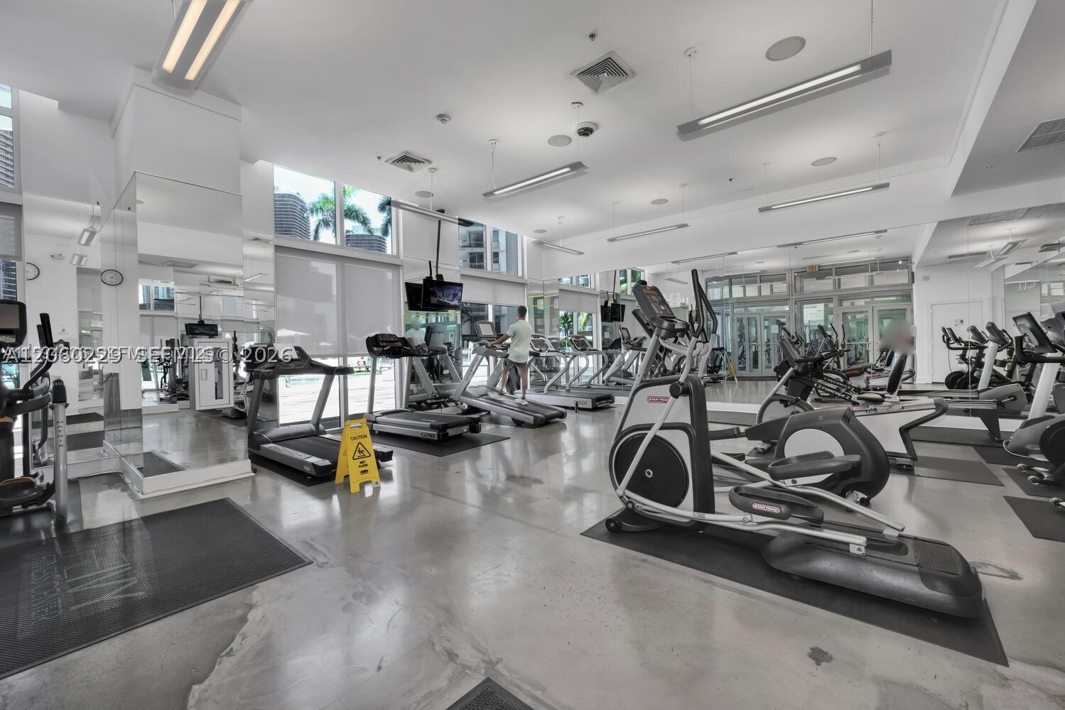 90 SW 3rd St #2001, Miami FL 33130