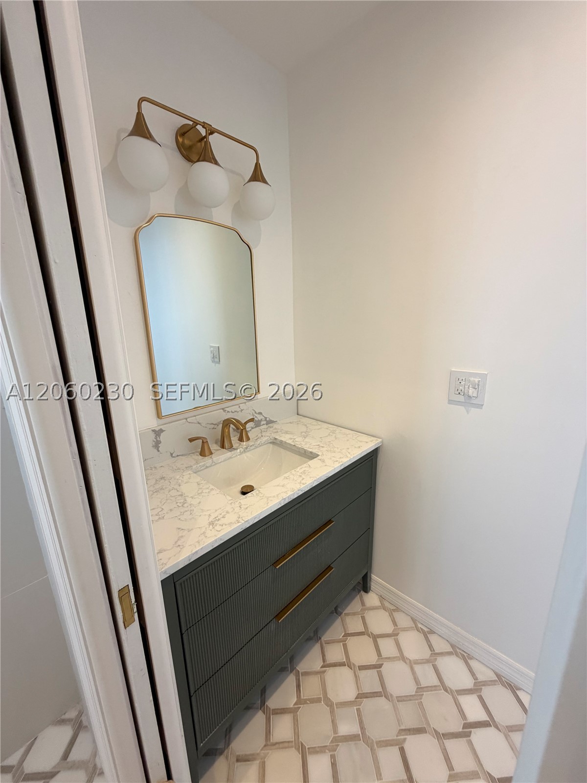 5171 SW 6th St, Miami FL 33134