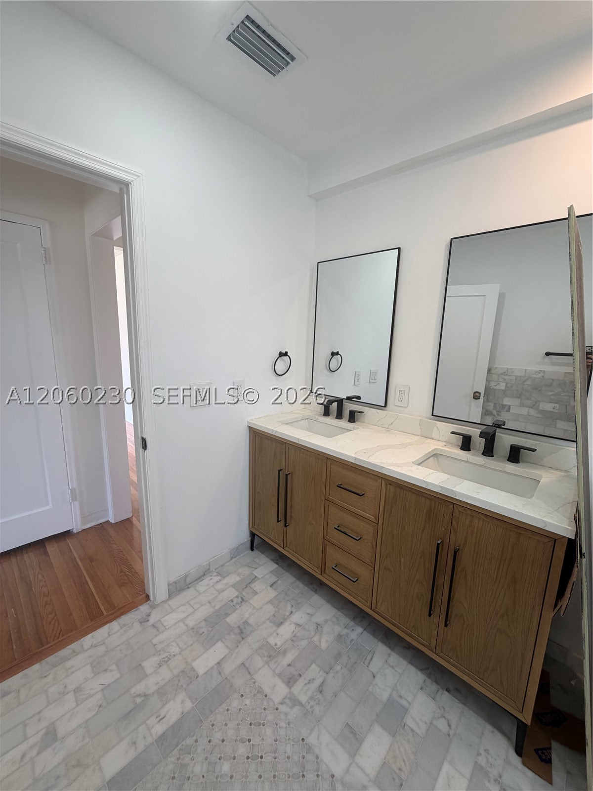5171 SW 6th St, Miami FL 33134