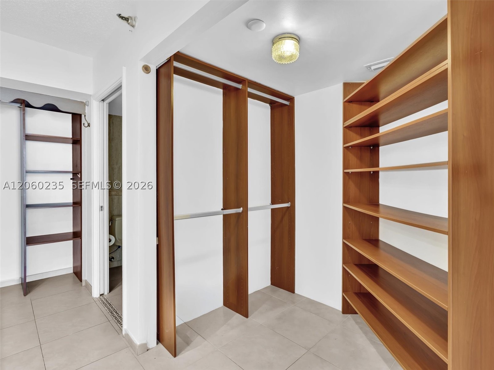 3530 Mystic Pointe Dr #1004, Aventura FL 33180