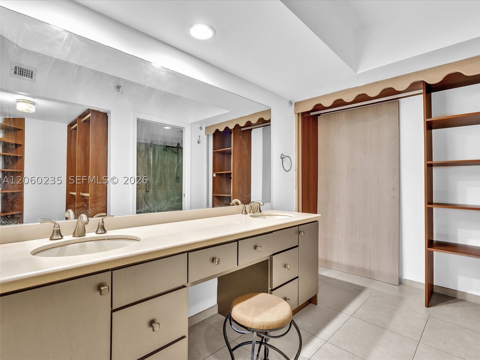 3530 Mystic Pointe Dr #1004, Aventura FL 33180