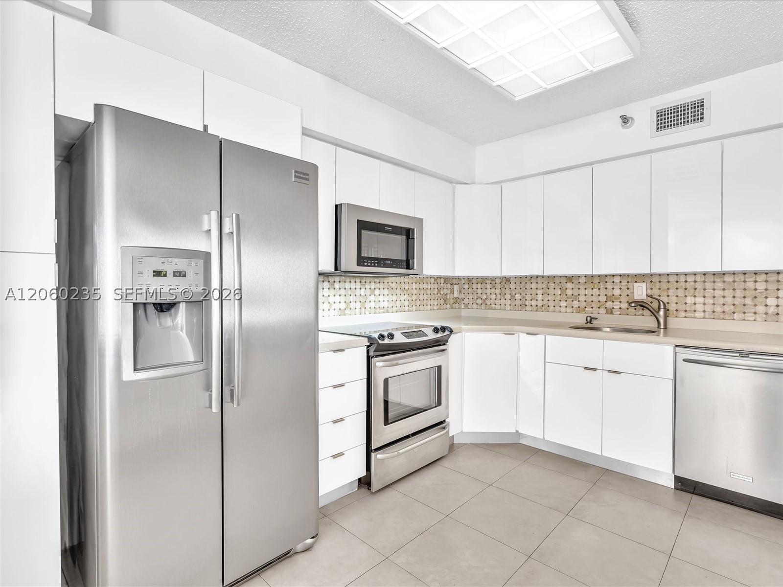 3530 Mystic Pointe Dr #1004, Aventura FL 33180