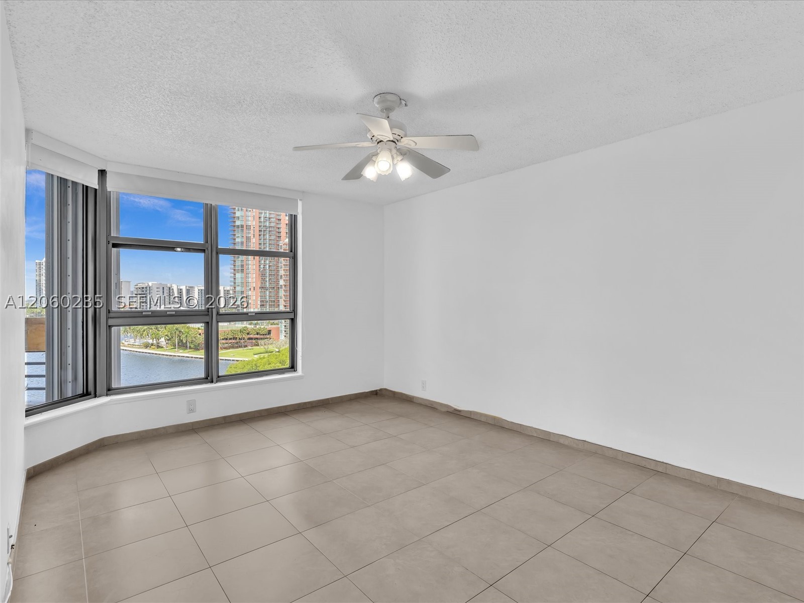 3530 Mystic Pointe Dr #1004, Aventura FL 33180