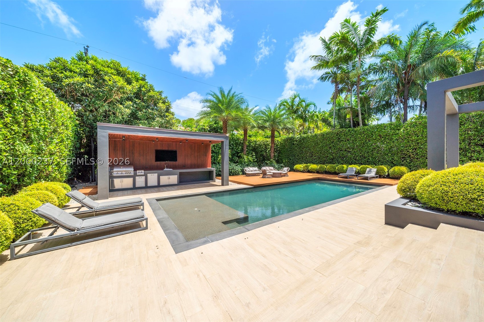 1253 Obispo Ave, Coral Gables FL 33134